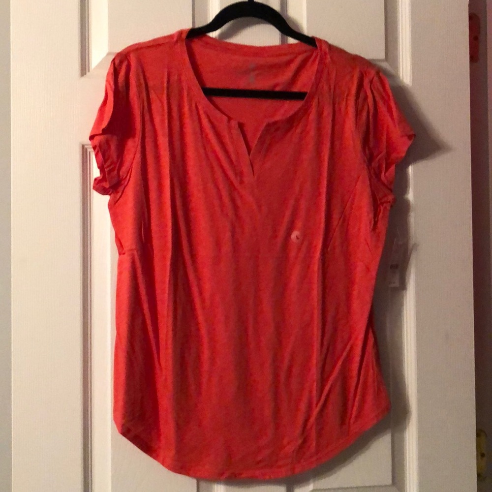 New York and Company NWT Split Neck T-Shirt